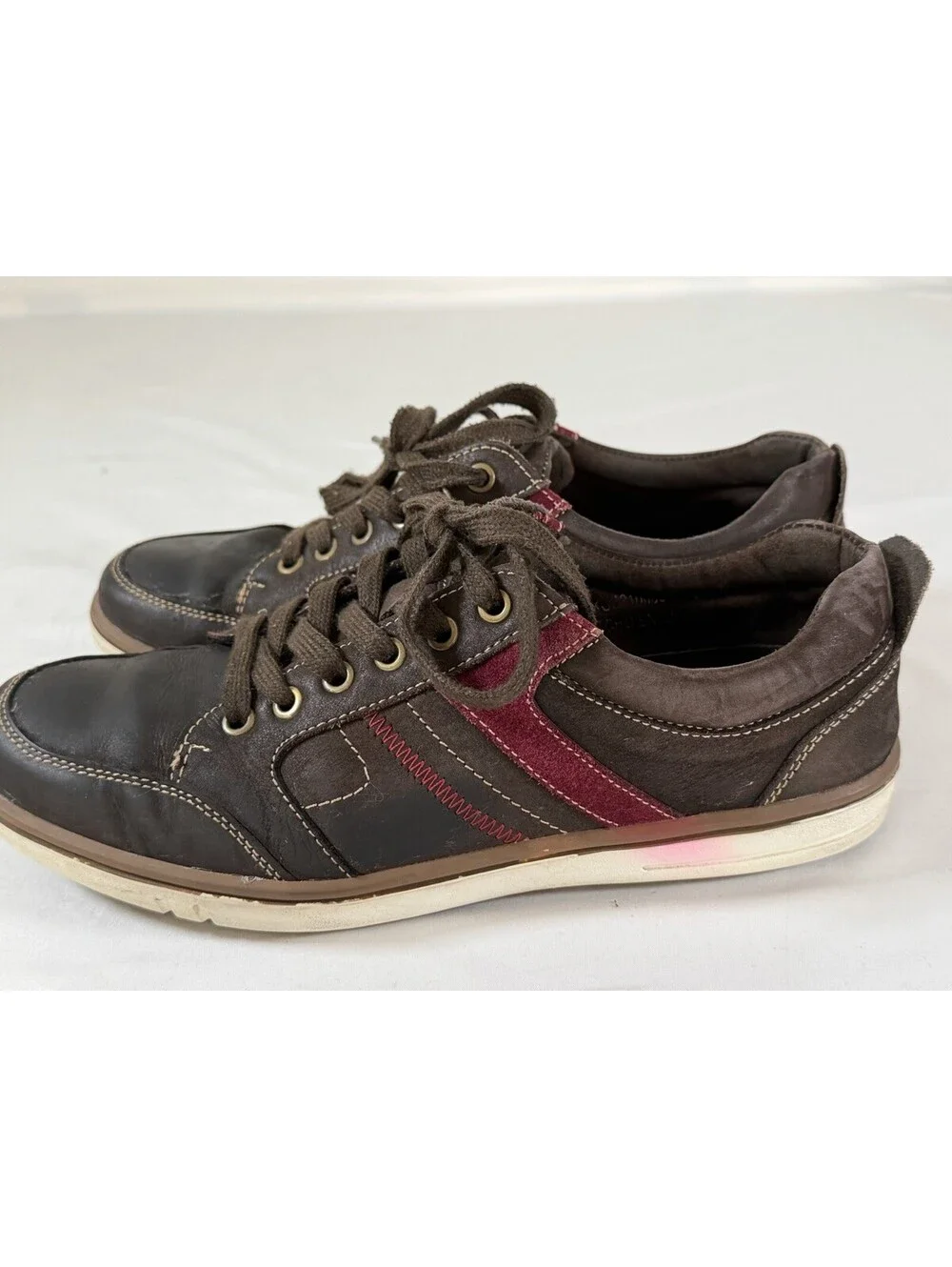 Pierre Cardin Brown Leather Sneakers with Red Accent 9.5